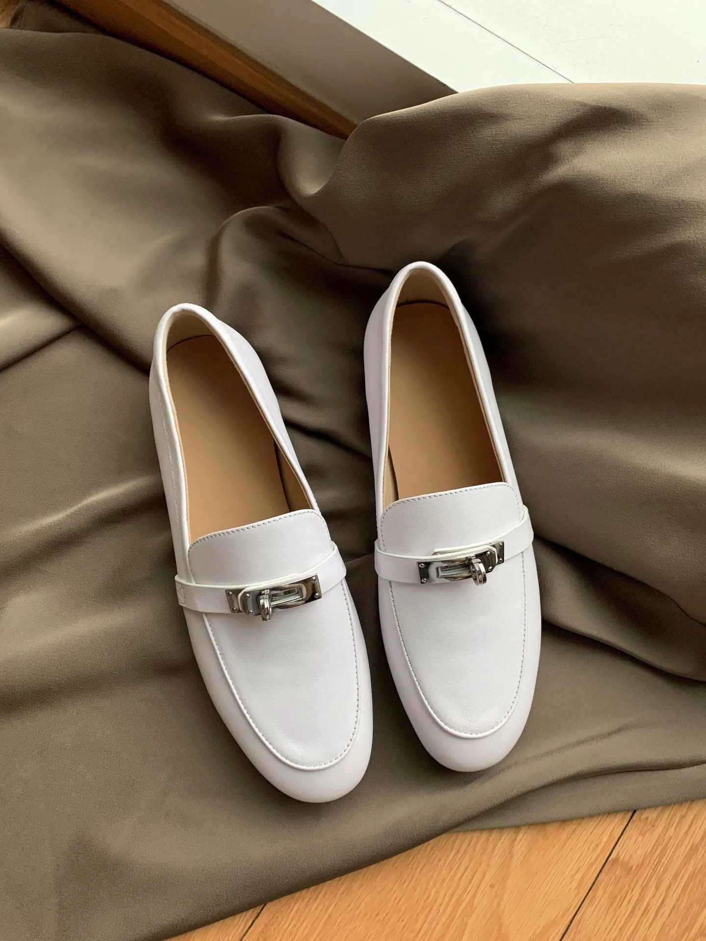 Genuine First Layer Cowhide City Walk Loafers